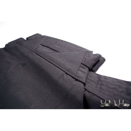 Set de Uniforme Aikido Yarinohanzo - Aikido Gi y Hakama Negra