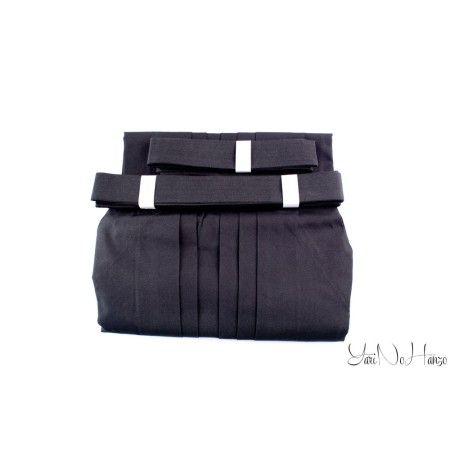 Set de Uniforme Aikido Yarinohanzo - Aikido Gi y Hakama Negra