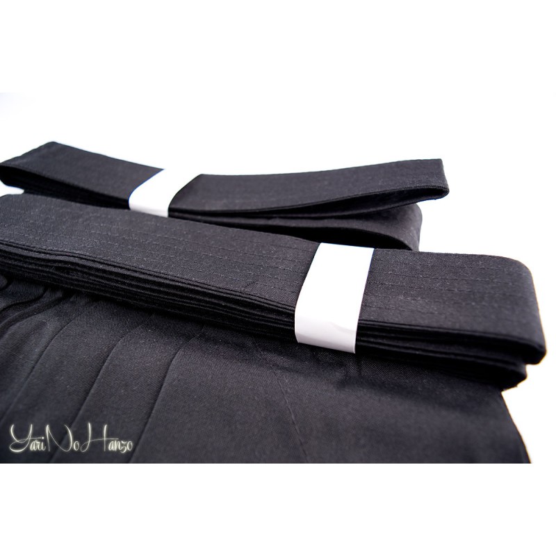Set de Uniforme para Aikido e Iaido Yarinohanzo – Iaido Gi, Hakama y Obi