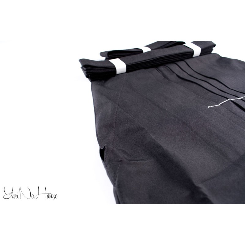 Set de Uniforme para Aikido e Iaido Yarinohanzo – Iaido Gi, Hakama y Obi