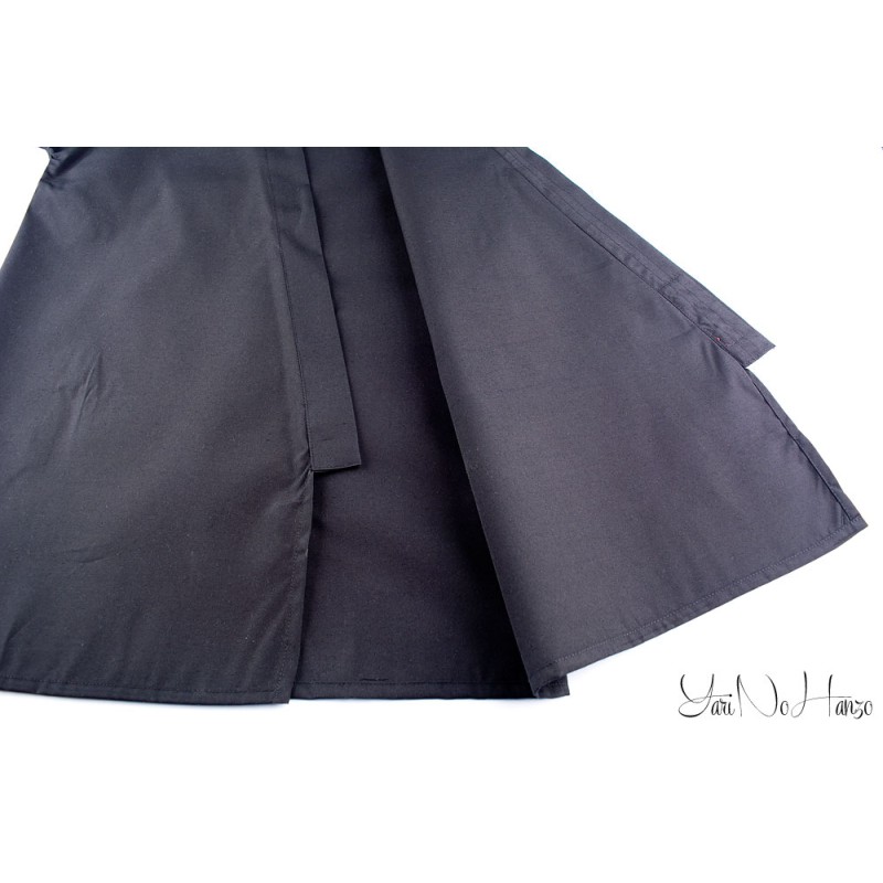 Set Completo de Iaido Yarinohanzo – Iaido Gi, Hakama, Bokken y Iaito