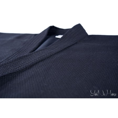 Set de Uniforme de Kendo Yarinohanzo – Kendo Gi Negro y Hakama