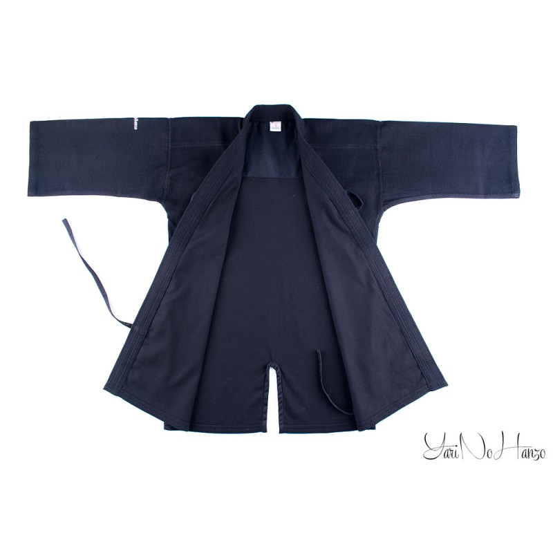 Set de Uniforme de Kendo Yarinohanzo – Kendo Gi Negro y Hakama