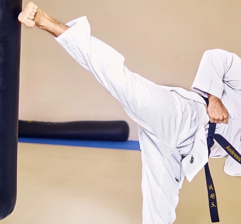 Qué es el taekwondo